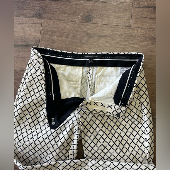 BANANA REPUBLIC IVORY BLACK DIAMOND PATTERN CROPPED - Picture 5 of 8